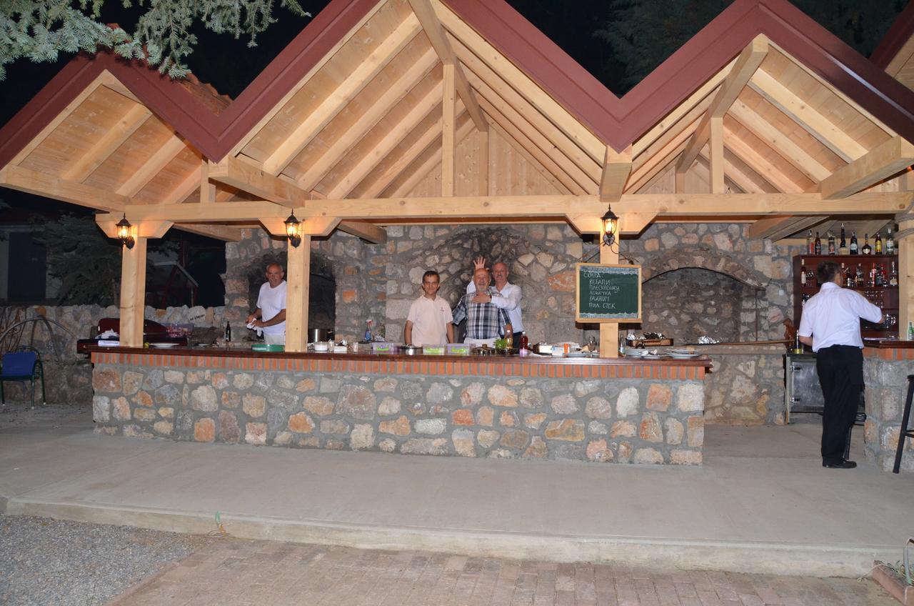 Lakeview Hotel And Resort Otesevo Exterior foto